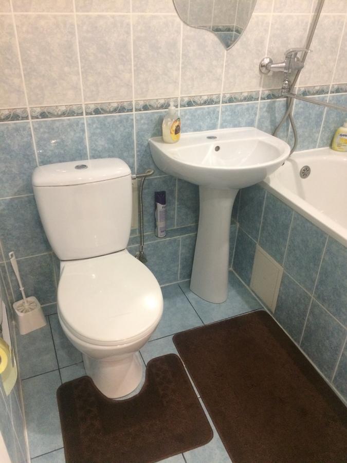 Appartamento Проспект Металлургов 9 Kryvyj Rih Esterno foto